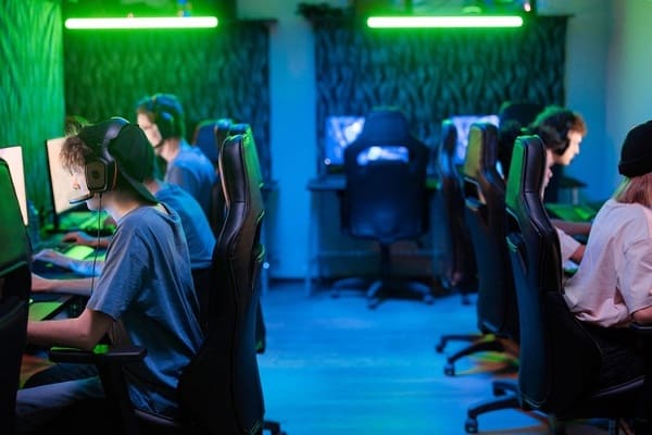 How to organize an eSports tournament. Earning from gamers.